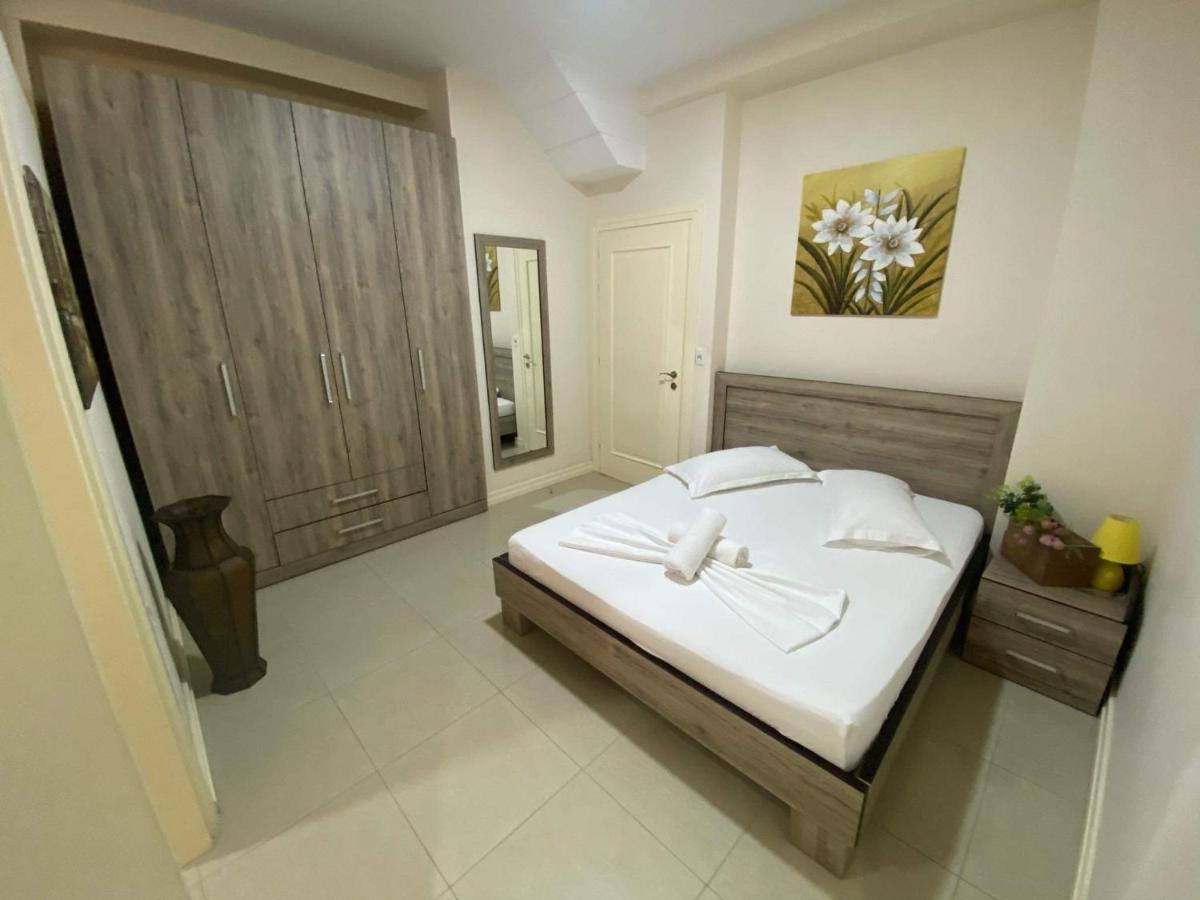 Apartamente Berti'S Garden Sarande Luaran gambar
