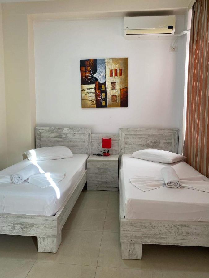 Apartamente Berti'S Garden Sarande Luaran gambar