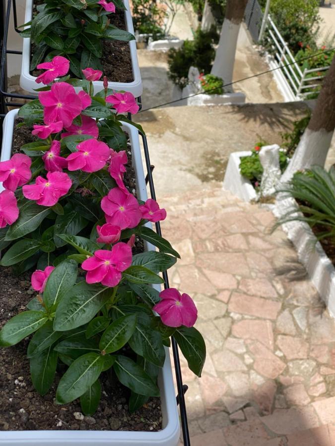 Apartamente Berti'S Garden Sarande Luaran gambar