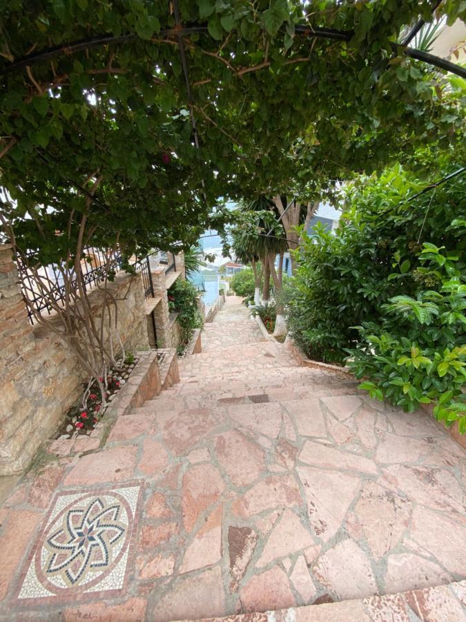 Apartamente Berti'S Garden Sarande Luaran gambar